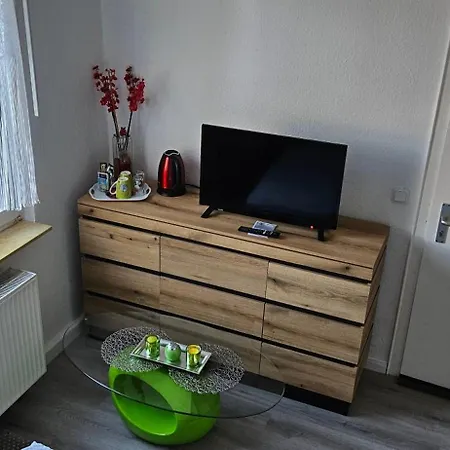 Klein Aber Fein - Keine Dusche - No Shower Apartment