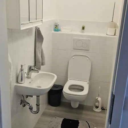 Klein Aber Fein - Keine Dusche - No Shower Apartmán *